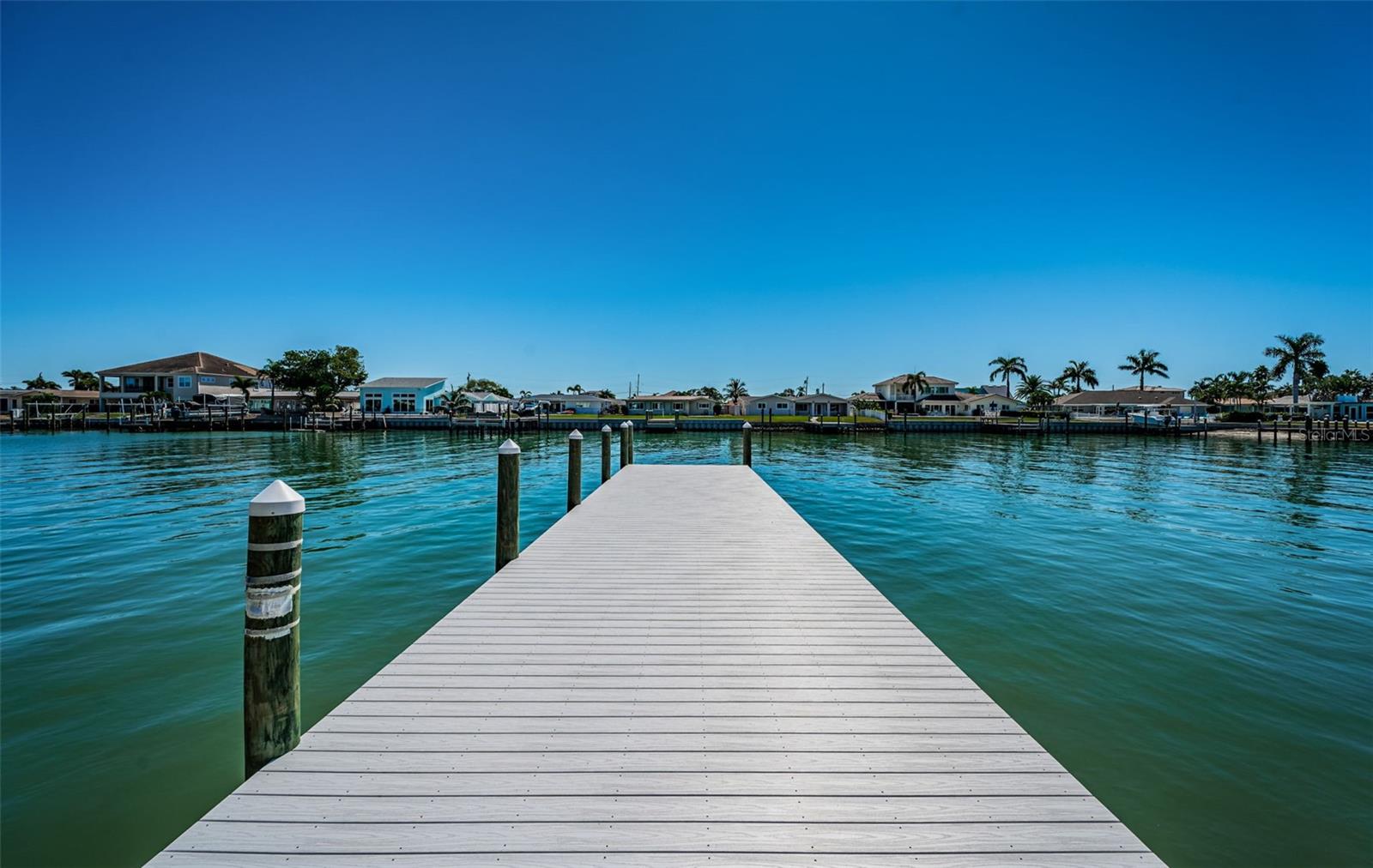 CAPRI ISLE - Residential