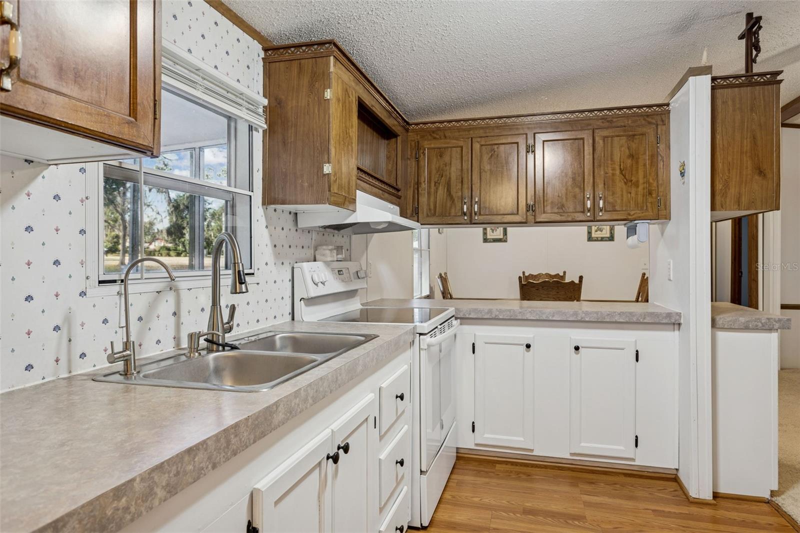 N 01/2 SE 01/4 UNREC SEC 02 TOWNSHIP 24 RG 21 - Residential