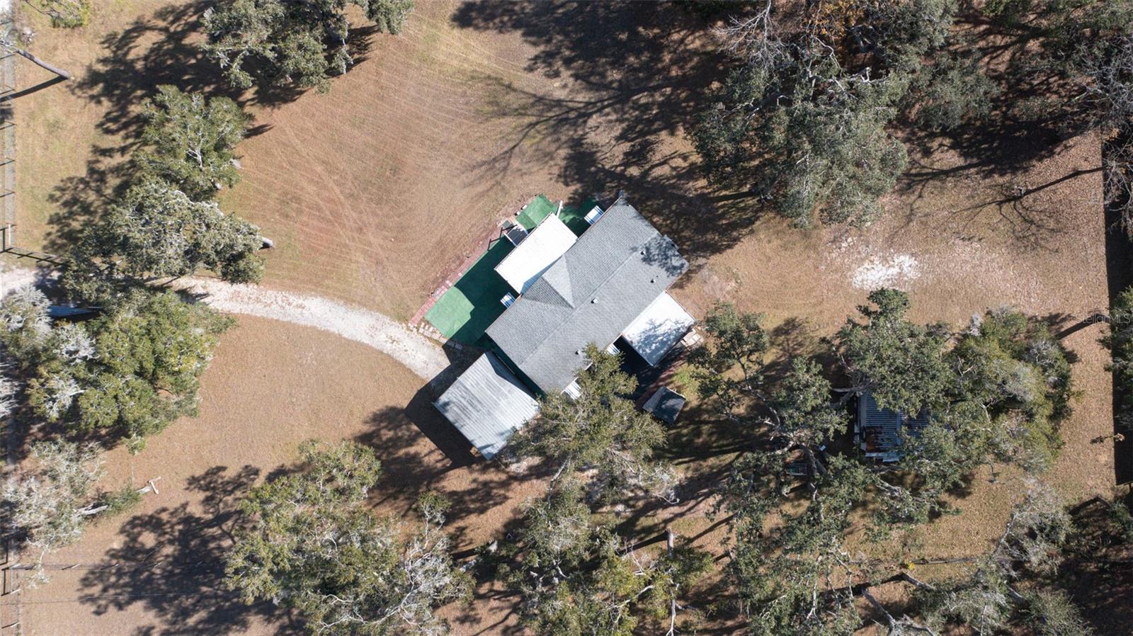 N 01/2 SE 01/4 UNREC SEC 02 TOWNSHIP 24 RG 21 - Residential