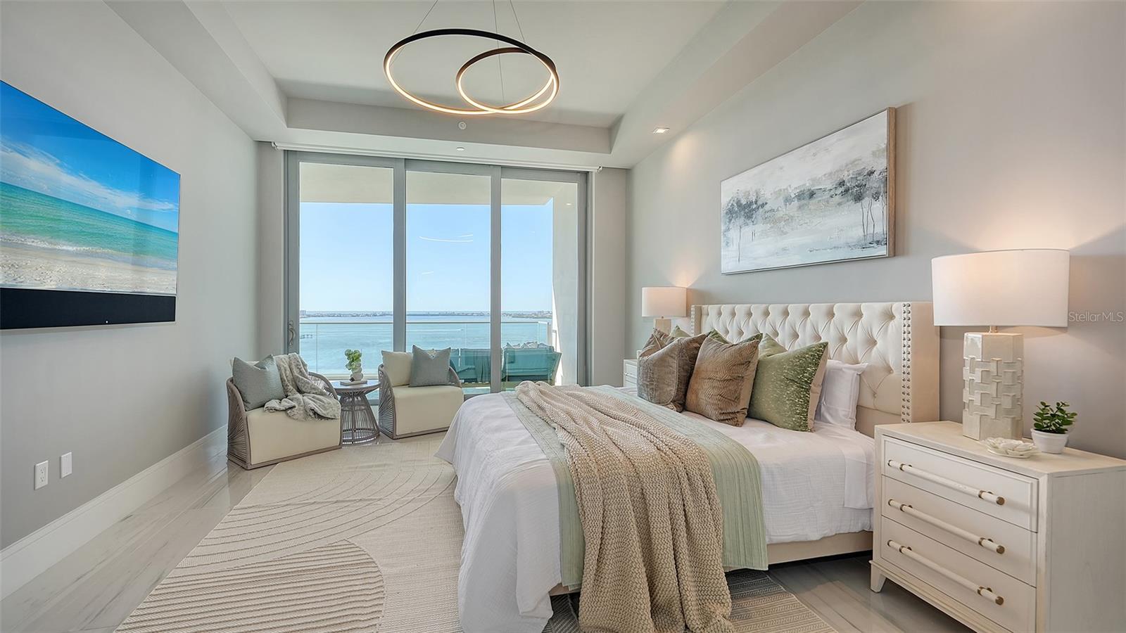 RITZ CARLTON RESIDENCES - Residential