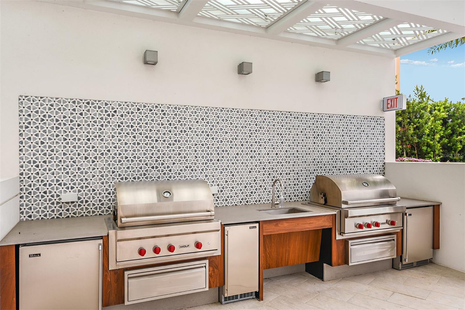 RITZ CARLTON RESIDENCES - Residential