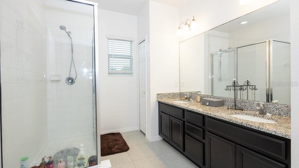 AMBERGATE - Residential