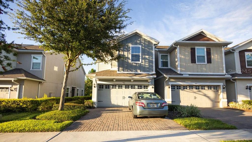 Photo of 991 E 10th Street, Apopka, FL 32703 (MLS # O6352403)