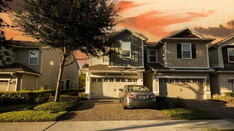 Photo of 991 E 10th Street, Apopka, FL 32703 (MLS # O6352403)