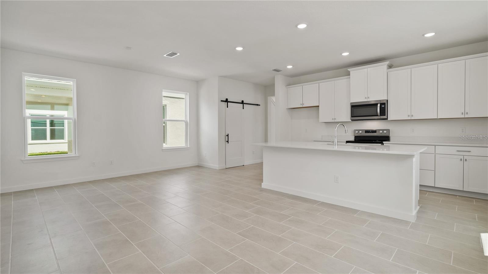 TRINITY PLACE PH 1 - Residential Lease