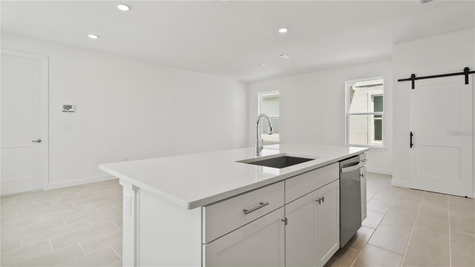 TRINITY PLACE PH 1 - Residential Lease