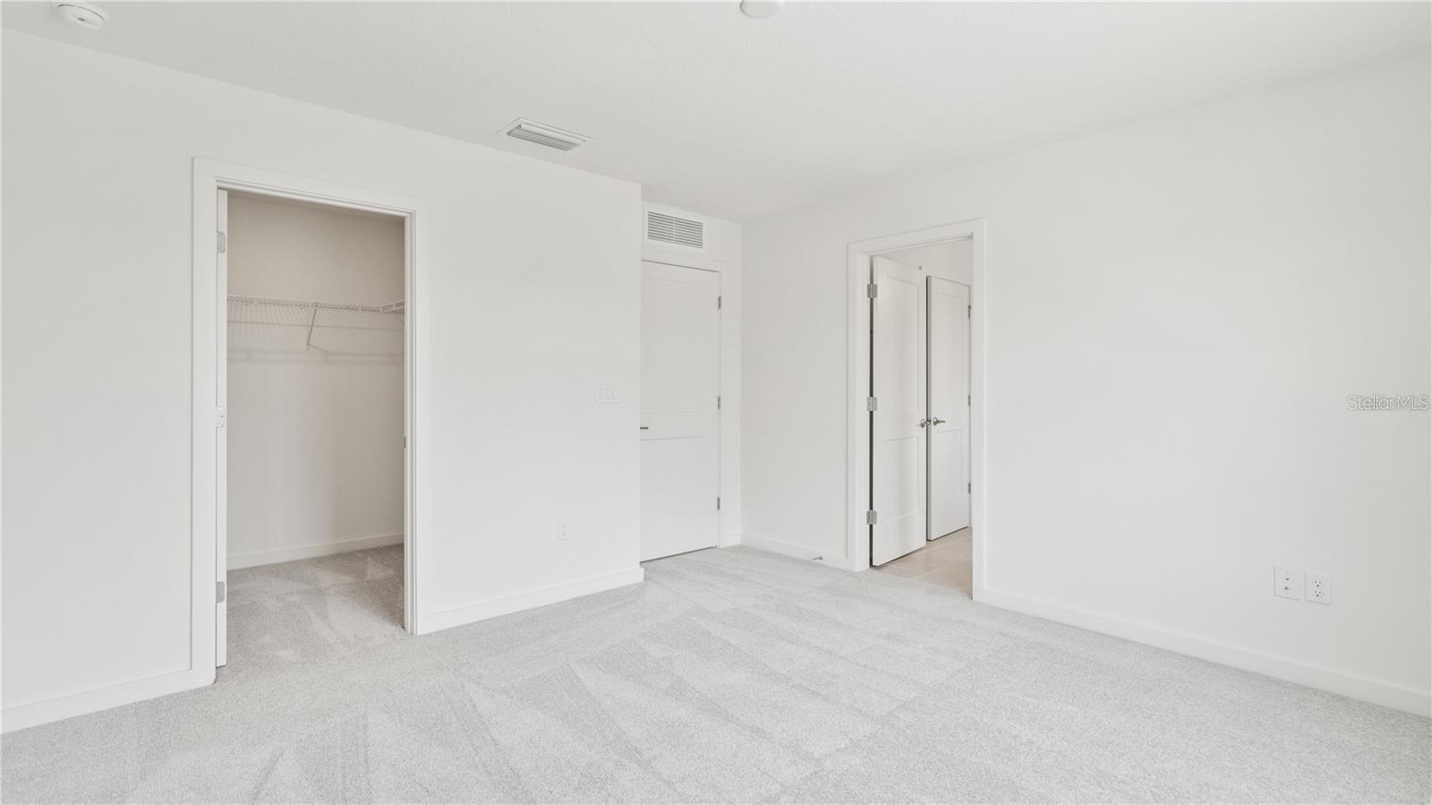 TRINITY PLACE PH 1 - Residential Lease