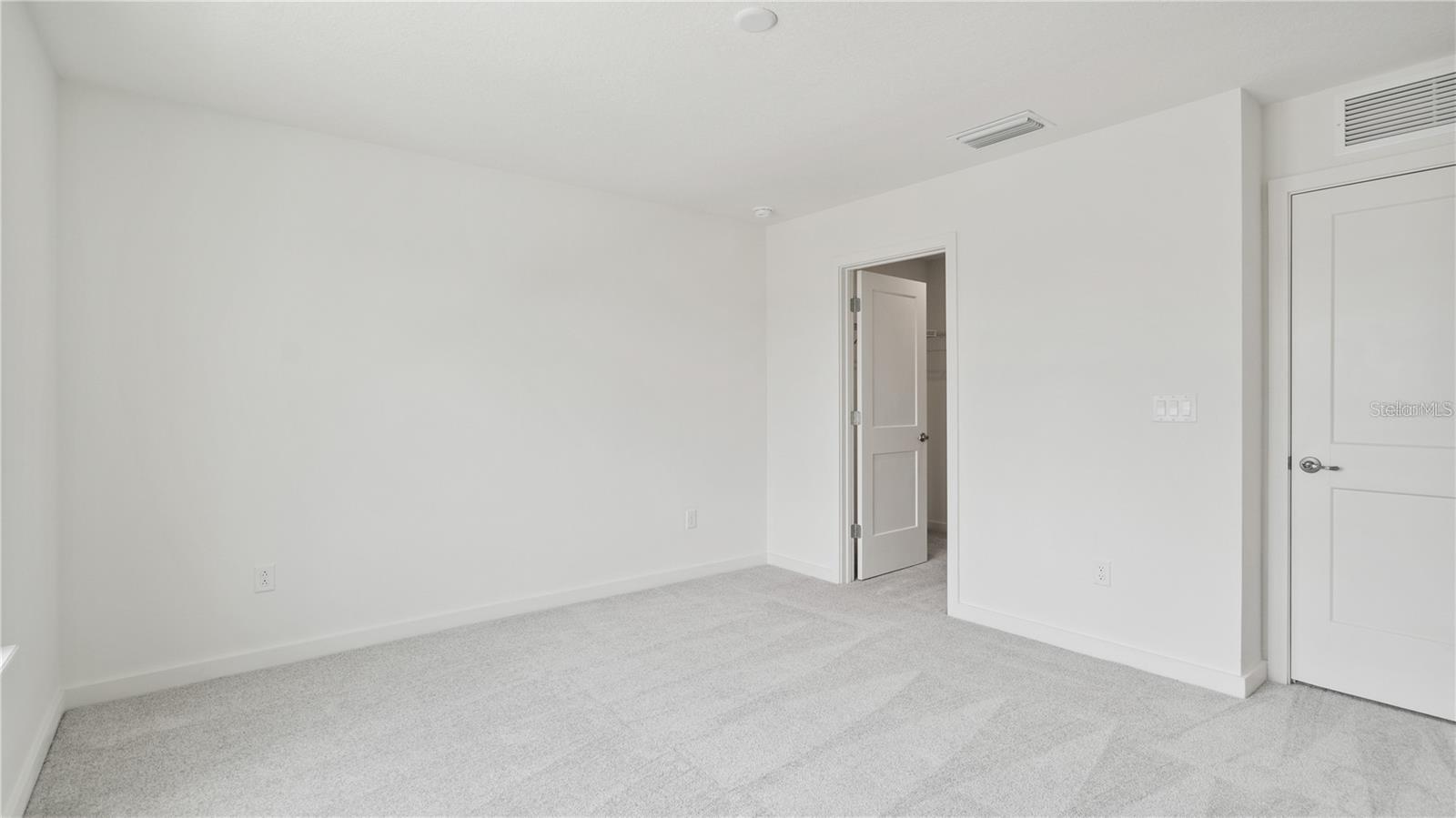 TRINITY PLACE PH 1 - Residential Lease