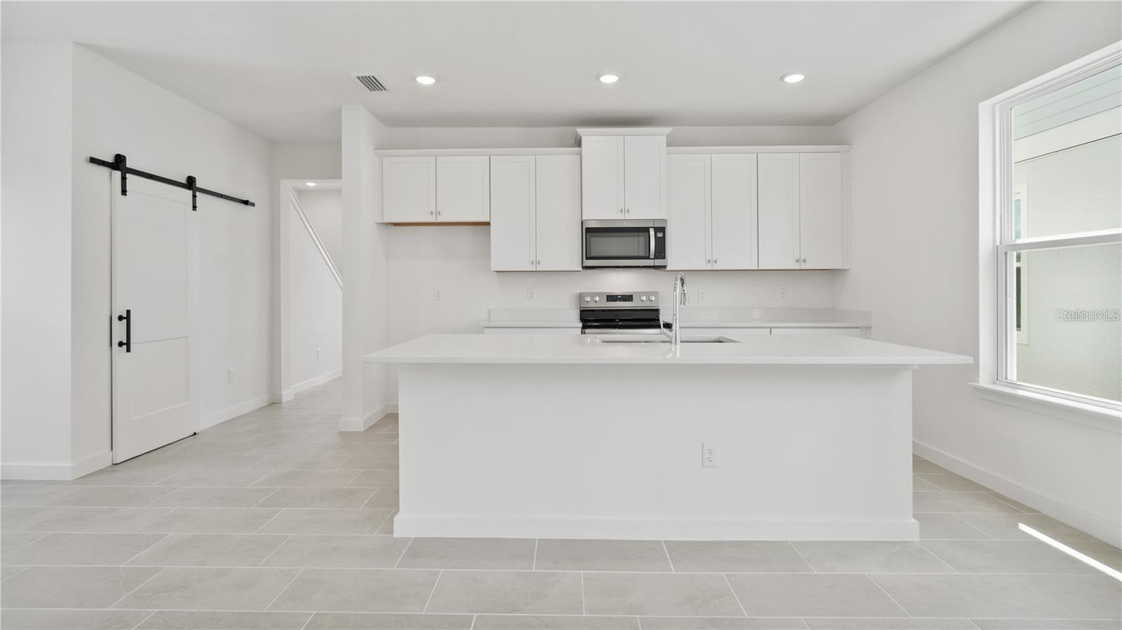 TRINITY PLACE PH 1 - Residential Lease