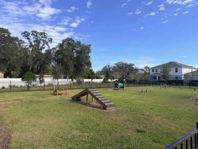 TRINITY PLACE PH 1 - Residential Lease