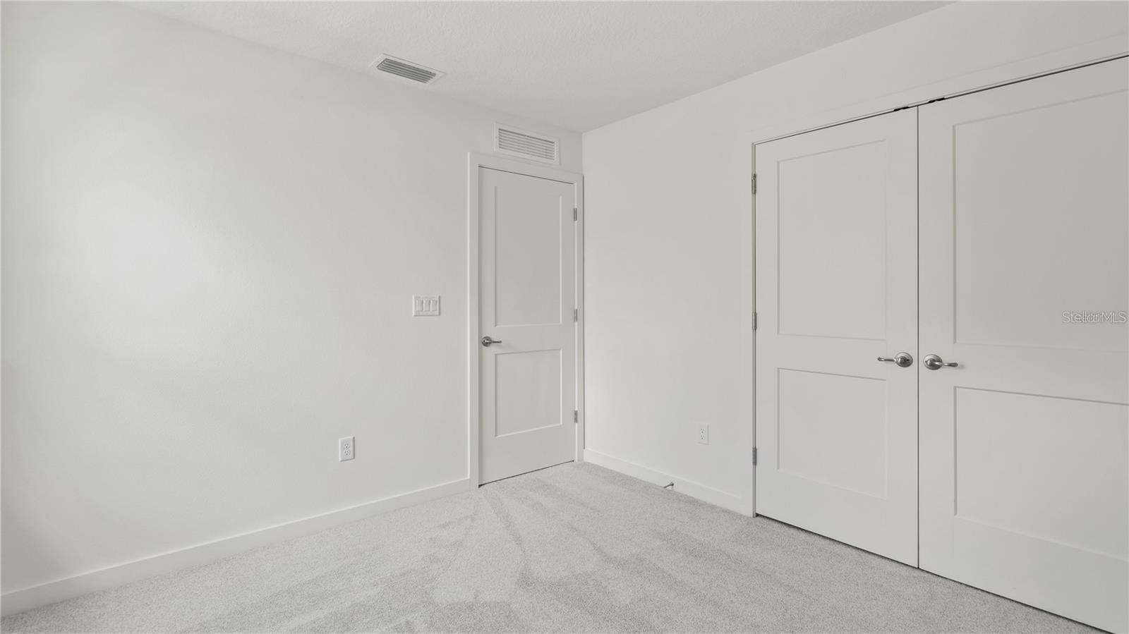 TRINITY PLACE PH 1 - Residential Lease