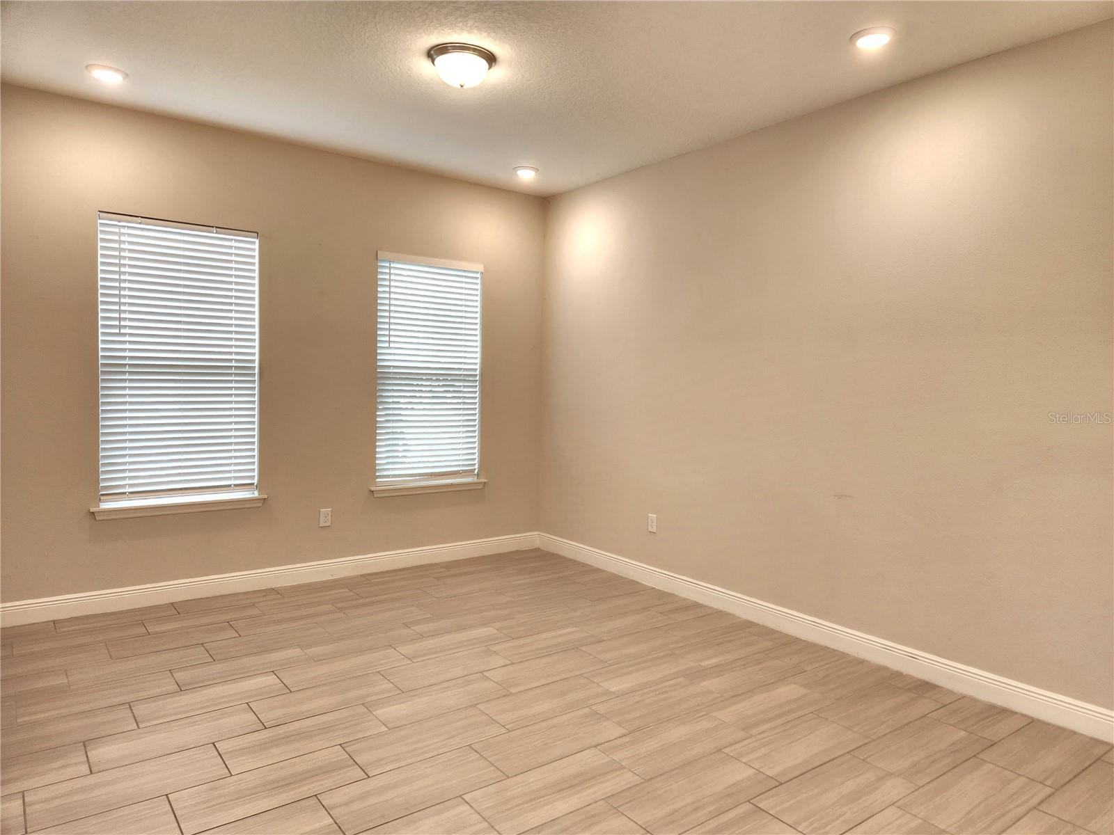 WATERMARK - Residential Lease