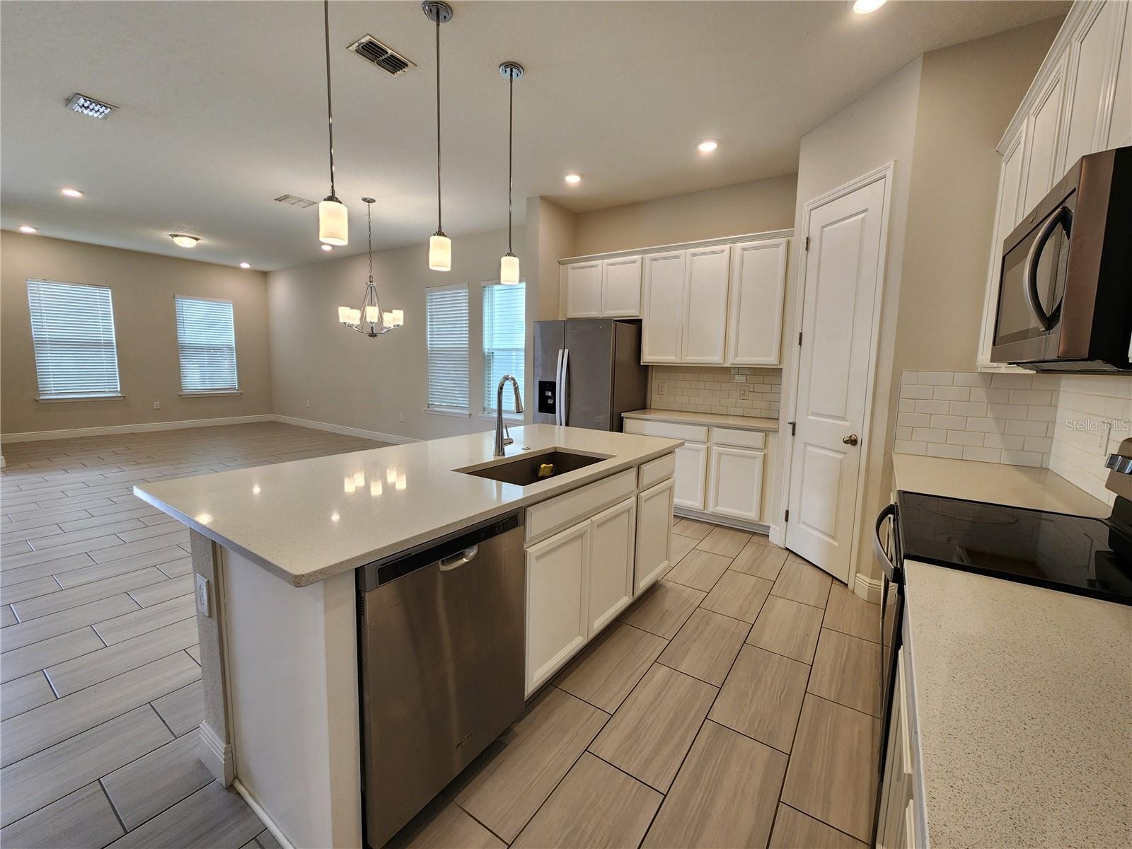 WATERMARK - Residential Lease