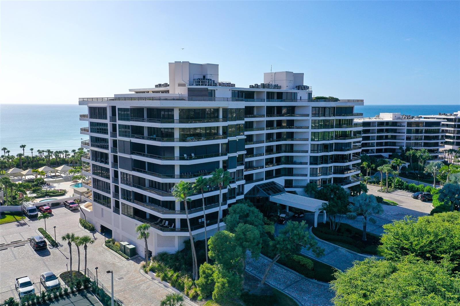 SANCTUARY III - Residential