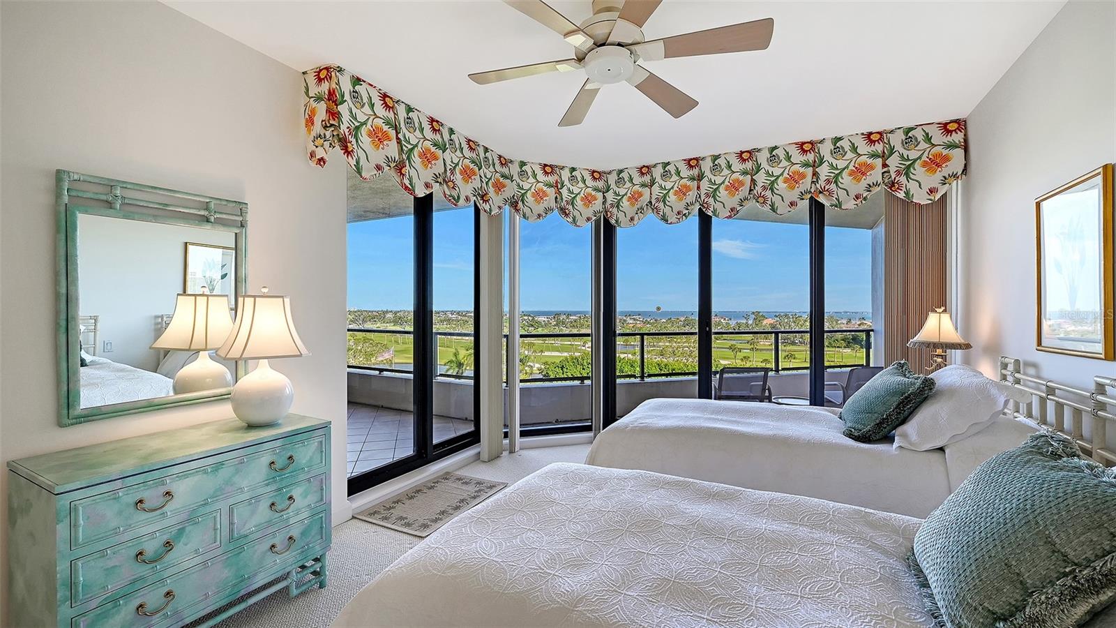 SANCTUARY III - Residential