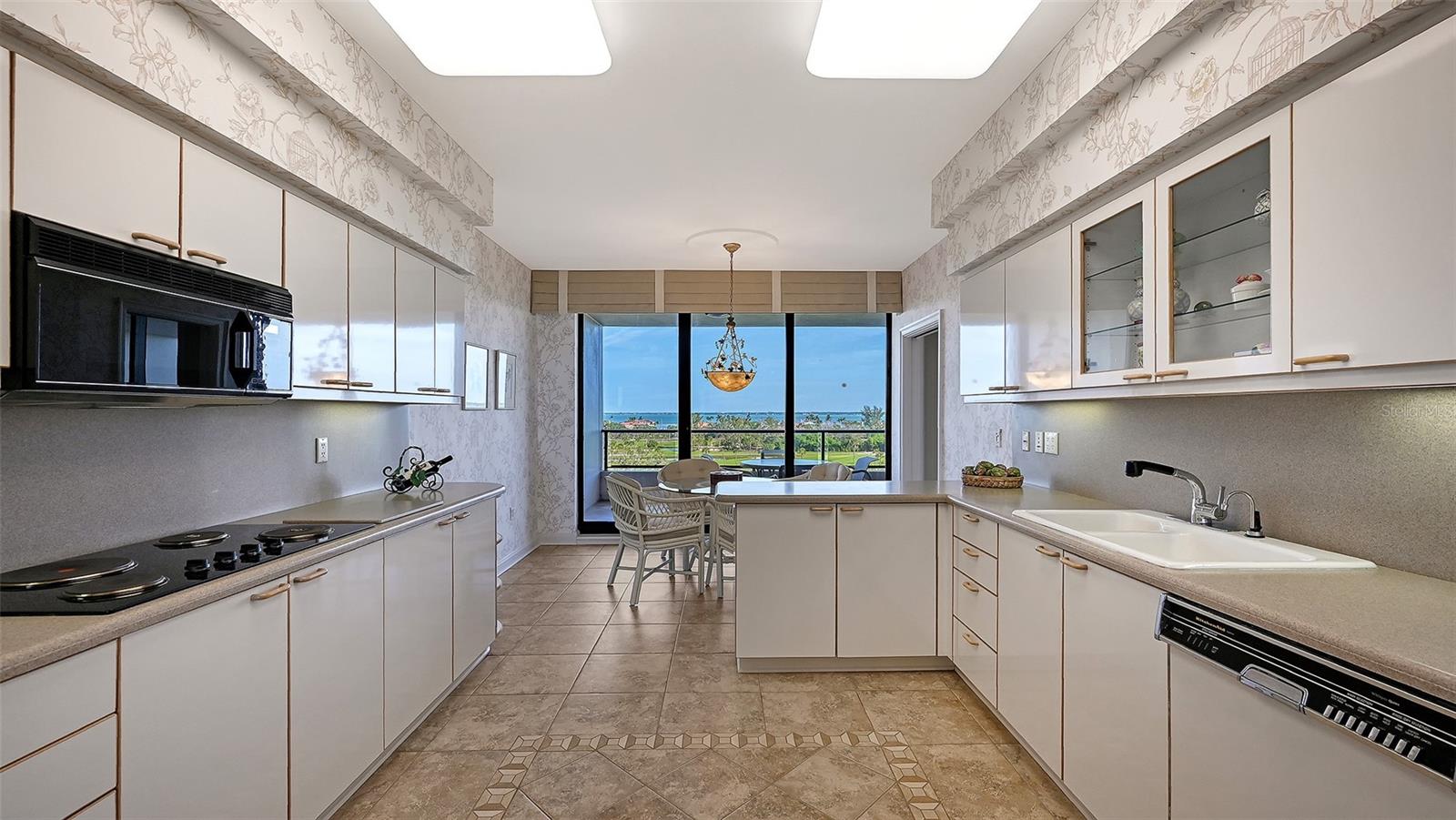 SANCTUARY III - Residential