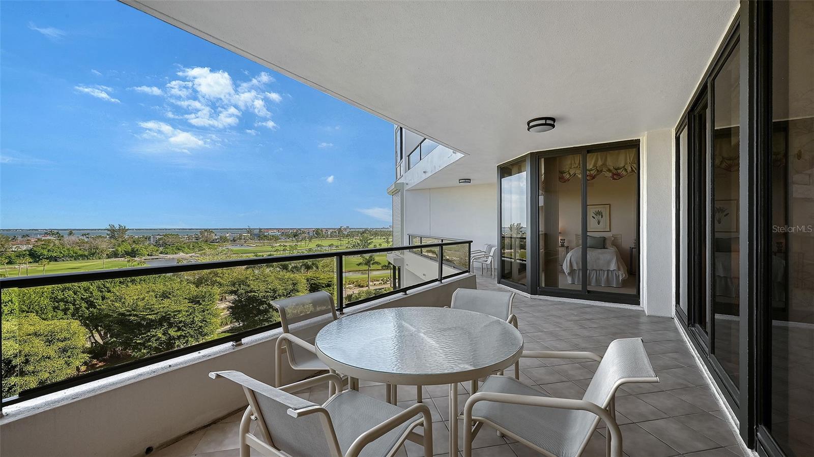 SANCTUARY III - Residential