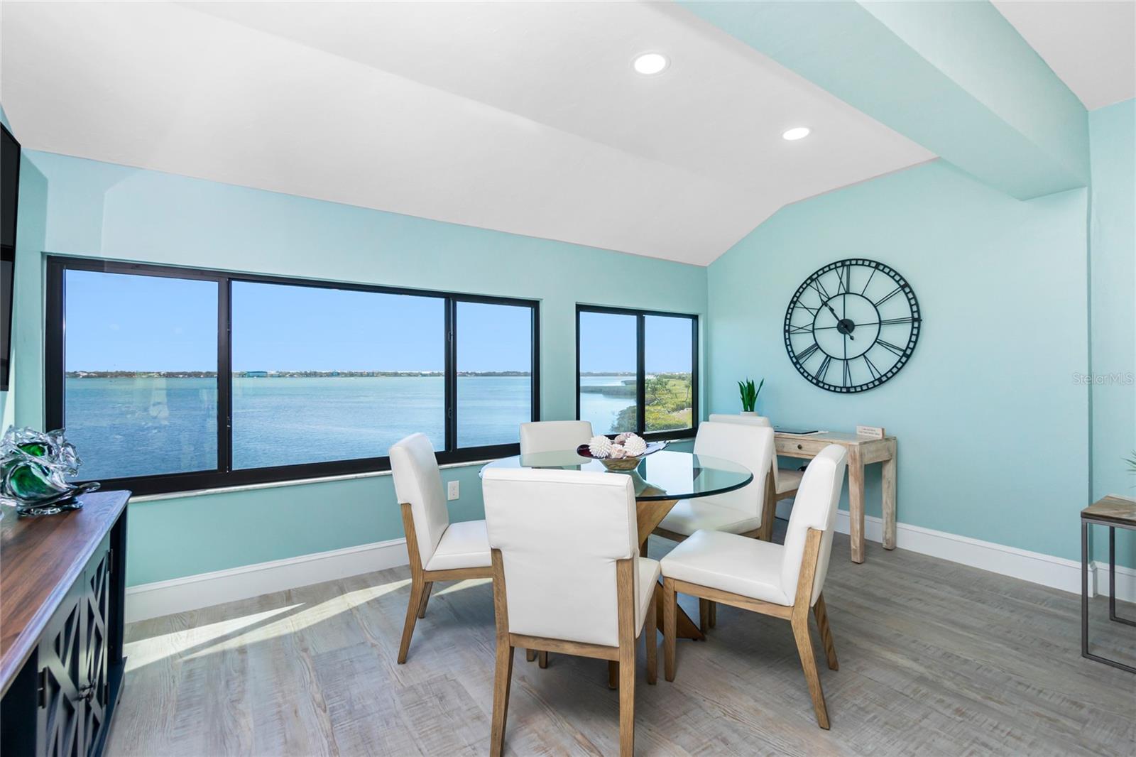 TAMARIND GULF & BAY BLDG D-1 - Residential