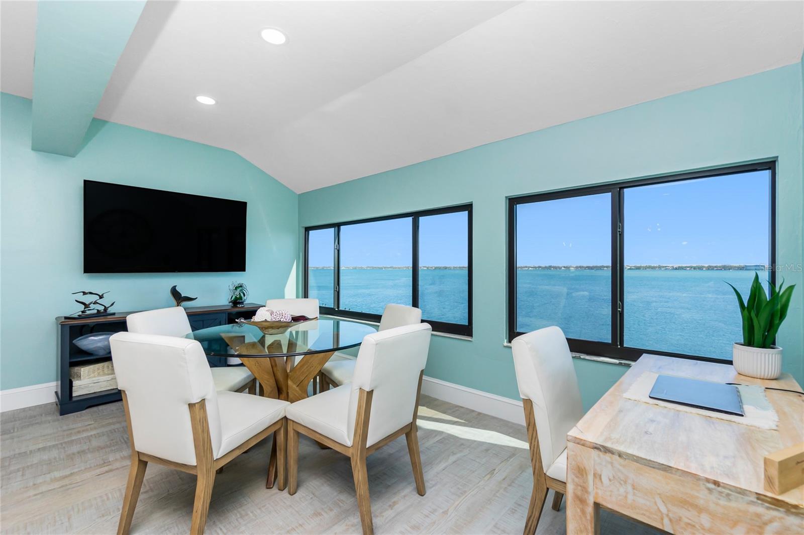 TAMARIND GULF & BAY BLDG D-1 - Residential