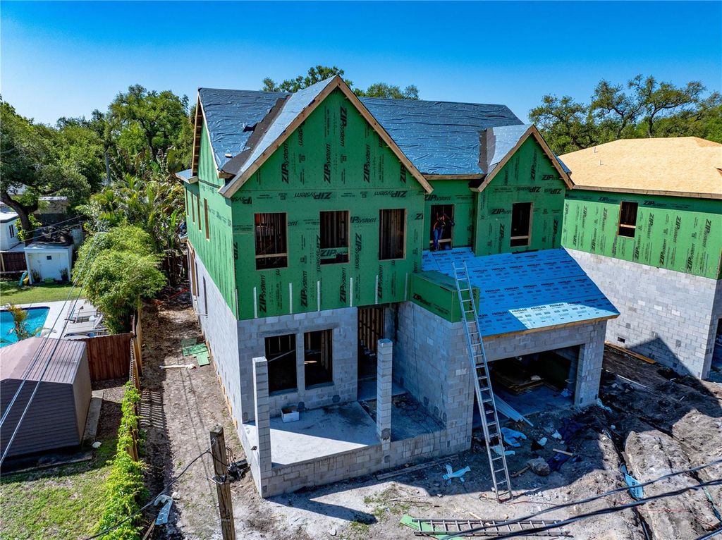 Photo of 4018 W Cleveland Street, Tampa, FL 33611 (MLS # TB8463526)