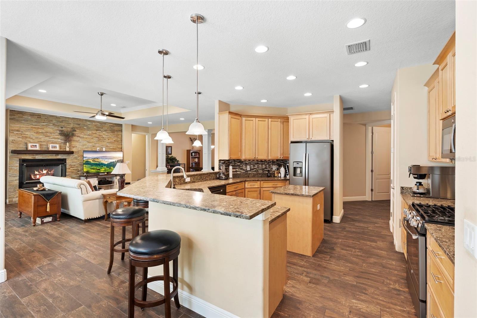 NORRIS DUPONT & GAUDRY GRANT - Residential