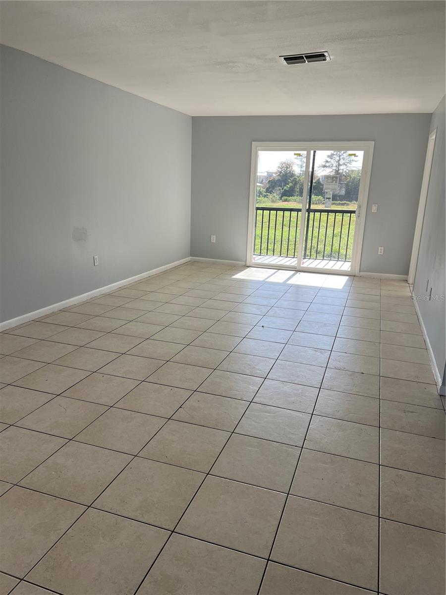 DOUGS UNIT 1 - Residential Lease