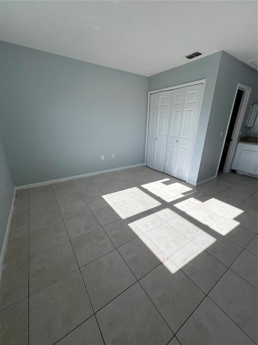 DOUGS UNIT 1 - Residential Lease