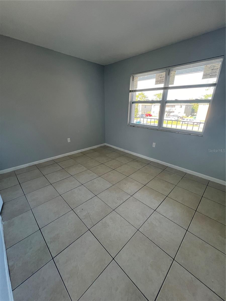 DOUGS UNIT 1 - Residential Lease