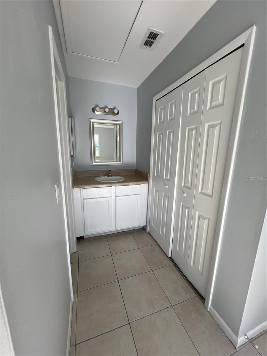 DOUGS UNIT 1 - Residential Lease