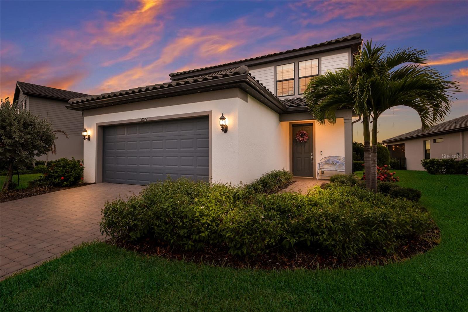 6072 BAYWOOD COURT