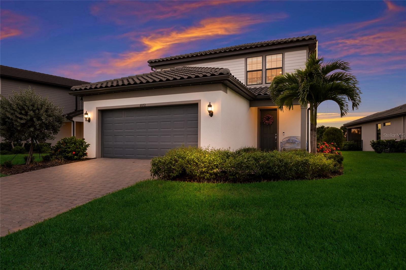 6072 BAYWOOD COURT