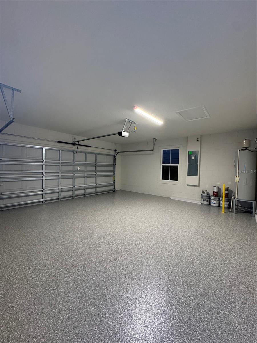 EVERBE PH 2 - Residential Lease