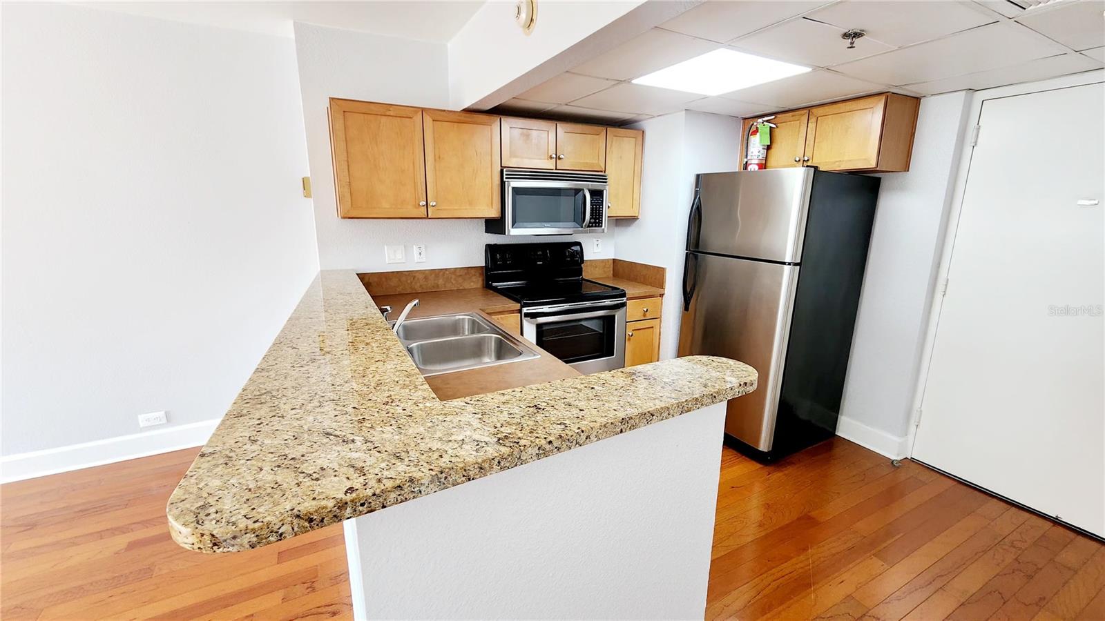 Casas a venda 2 - Jen Dantas 151 E WASHINGTON STREET 327