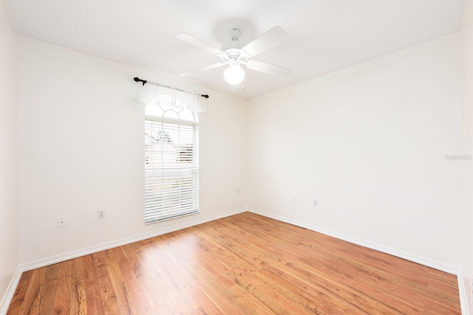 FAIRWAYS AT MT PLYMOUTH PH 03 LT 115 PB 04 - Residential