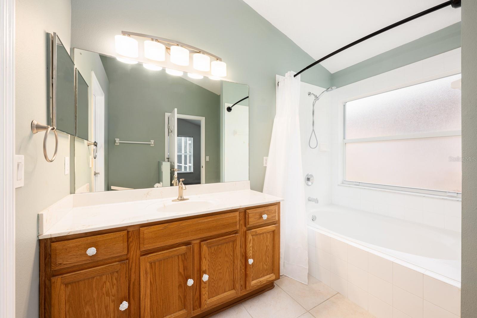 FAIRWAYS AT MT PLYMOUTH PH 03 LT 115 PB 04 - Residential