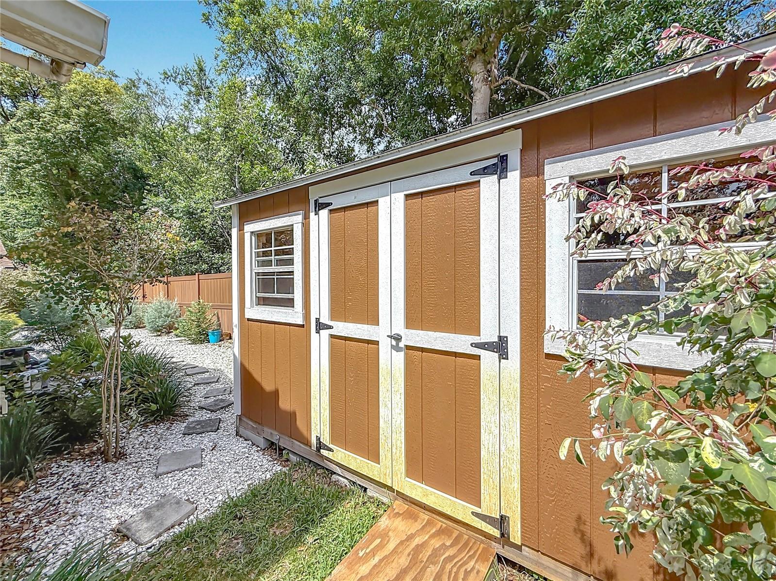 GROVES AT COBBS LANDING - Residential Lease