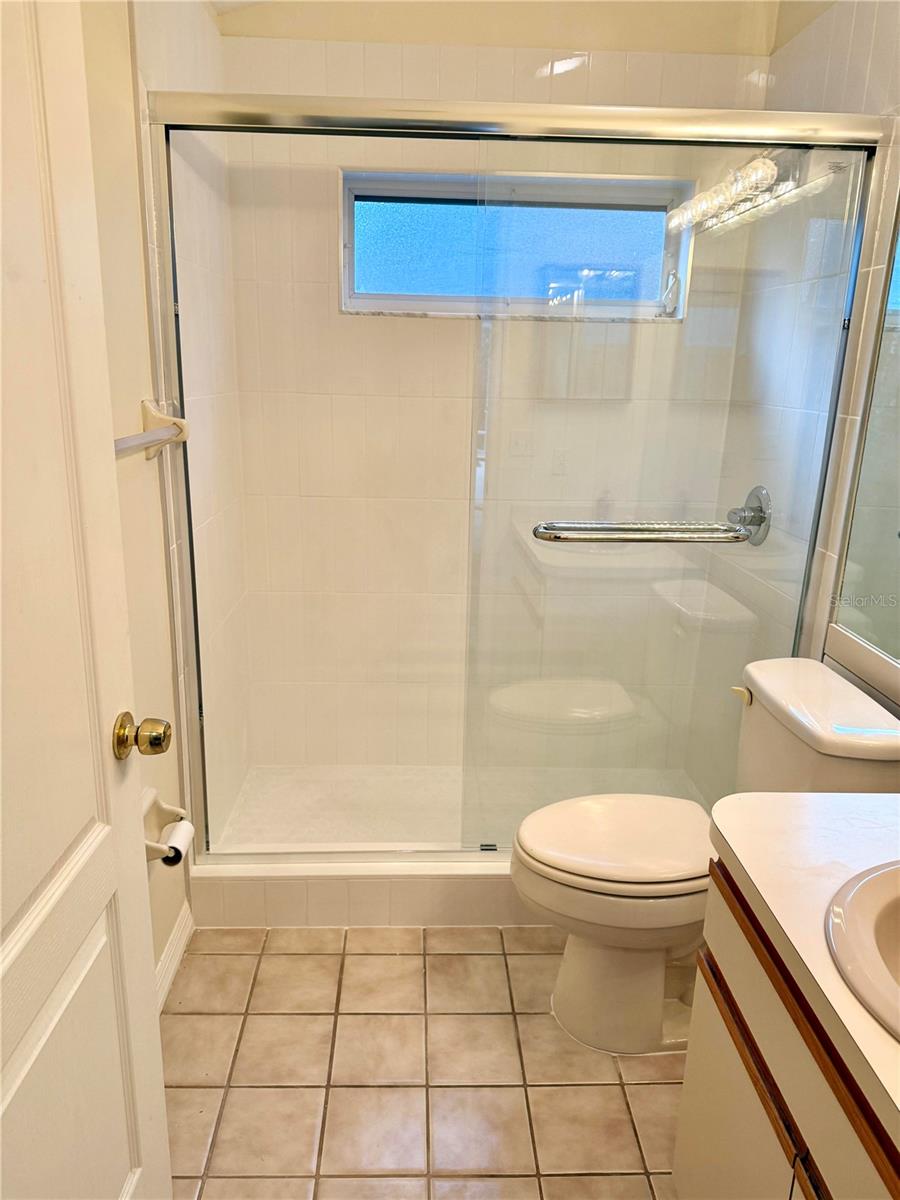 GROVES AT COBBS LANDING - Residential Lease