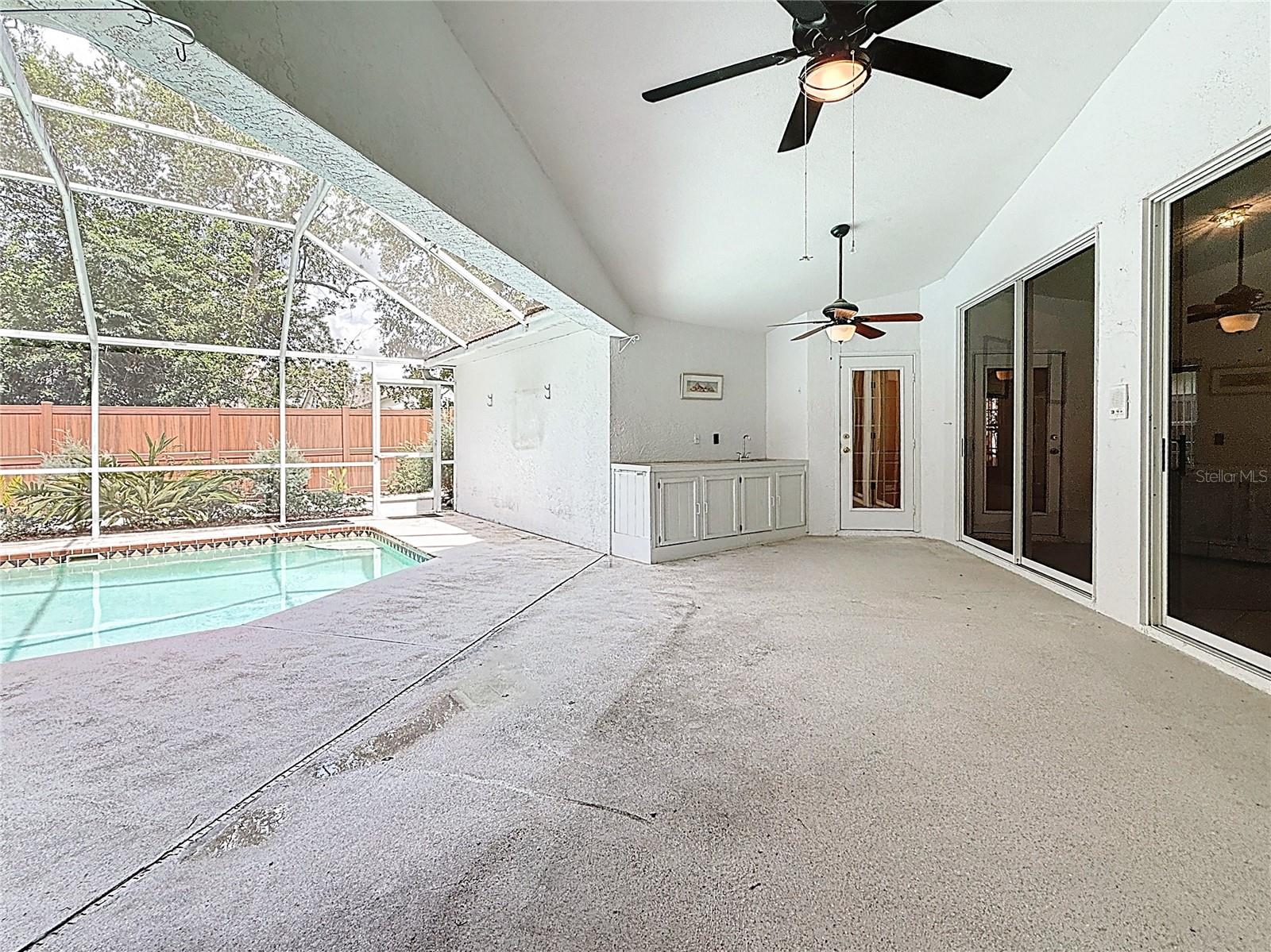 GROVES AT COBBS LANDING - Residential Lease