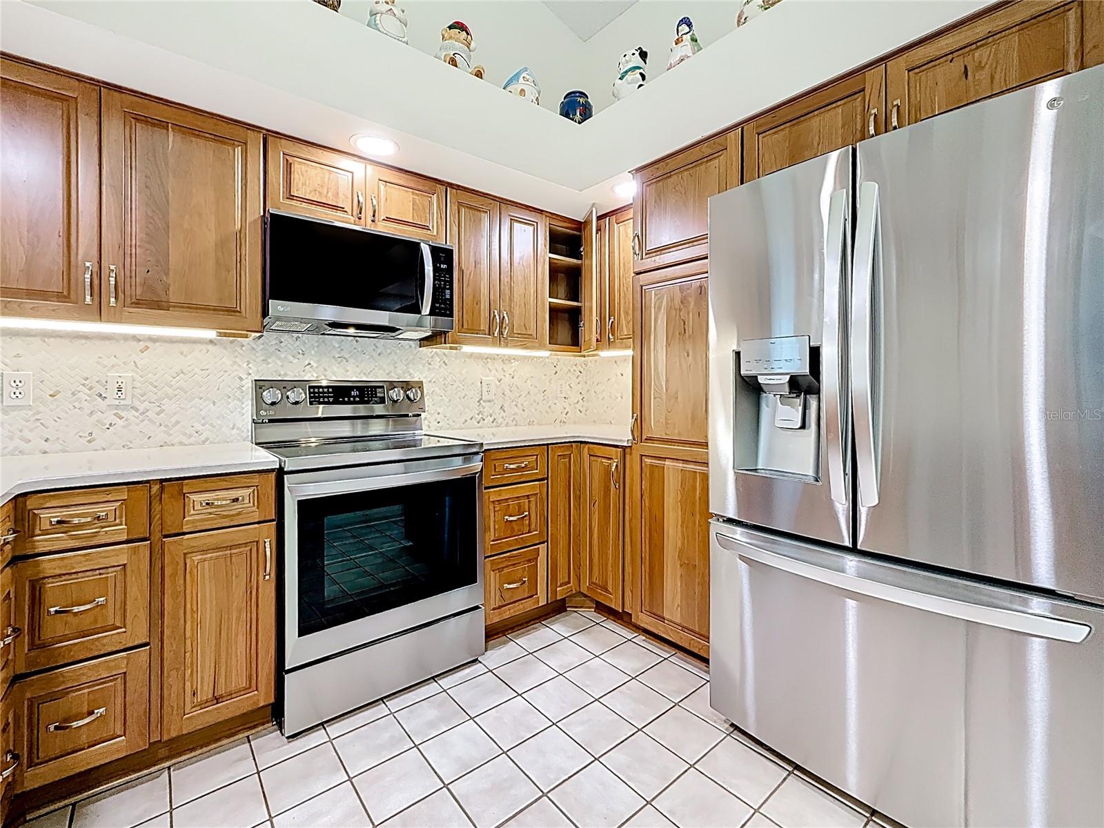 GROVES AT COBBS LANDING - Residential Lease