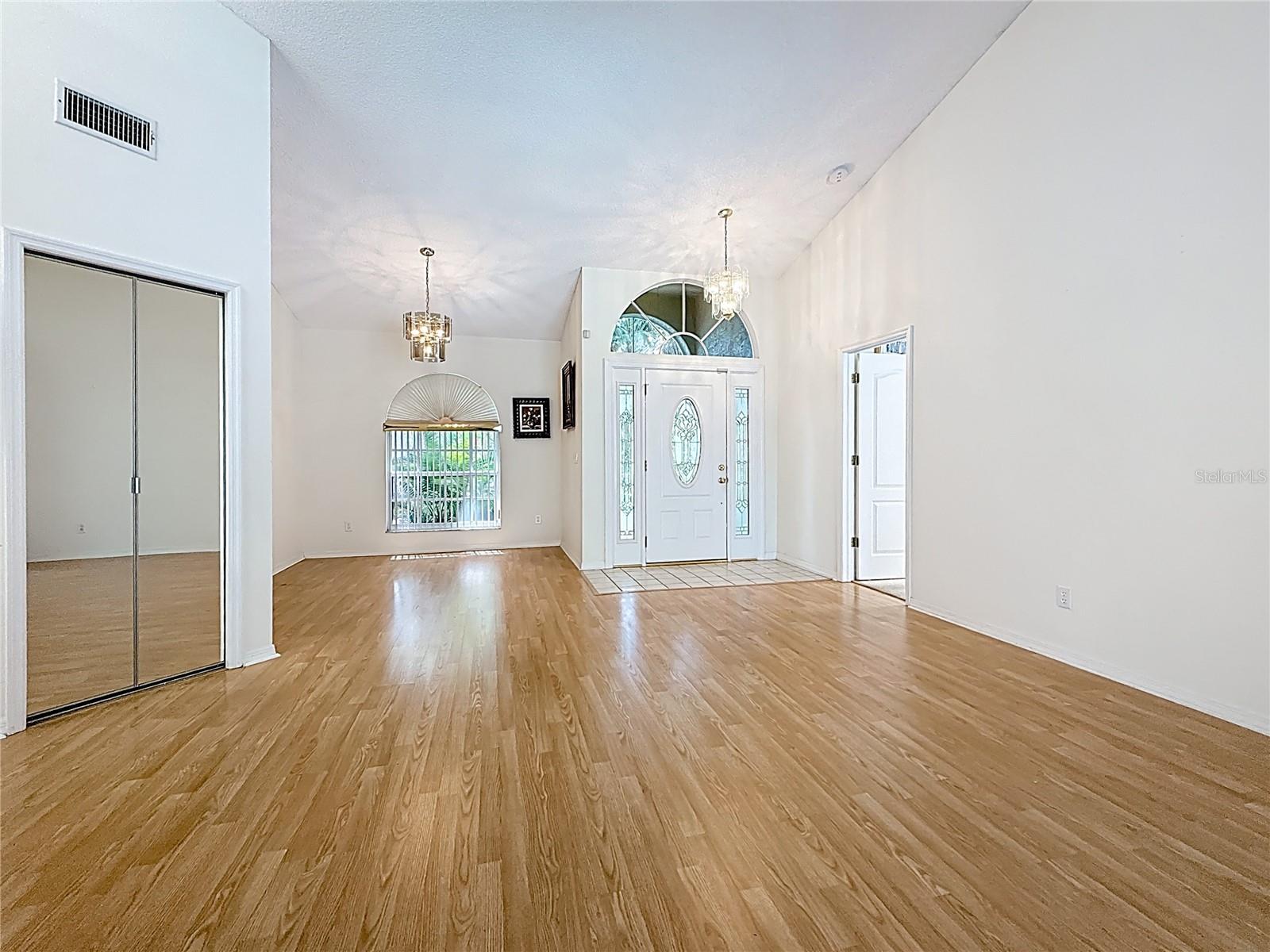 GROVES AT COBBS LANDING - Residential Lease