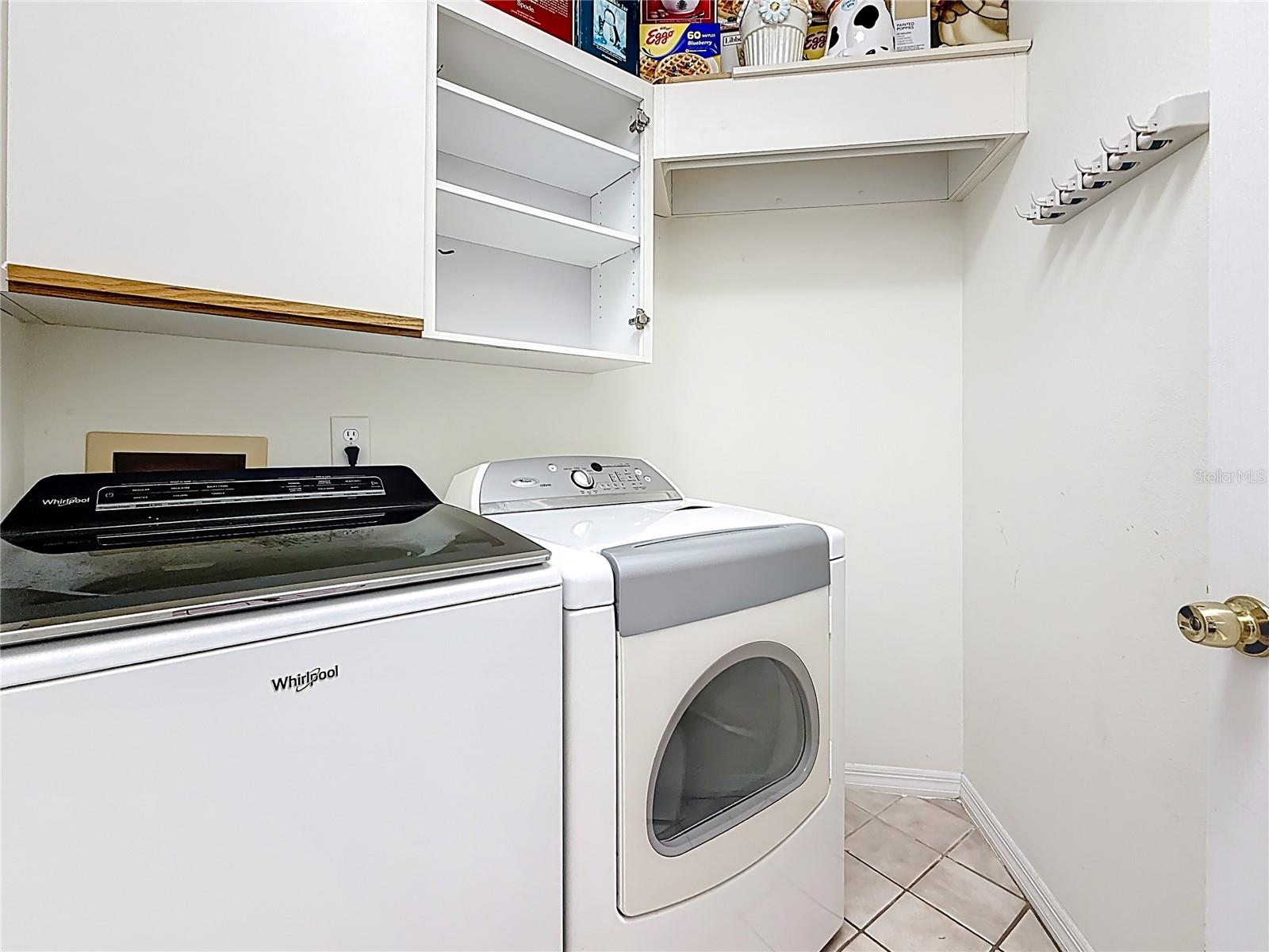 GROVES AT COBBS LANDING - Residential Lease