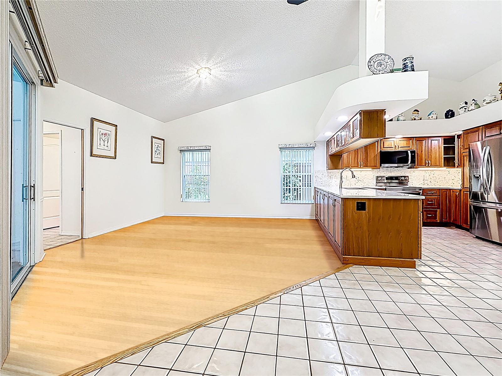 GROVES AT COBBS LANDING - Residential Lease