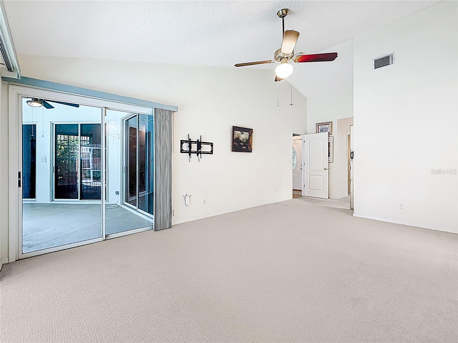 GROVES AT COBBS LANDING - Residential Lease