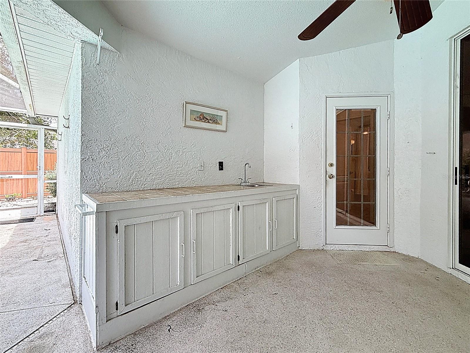 GROVES AT COBBS LANDING - Residential Lease