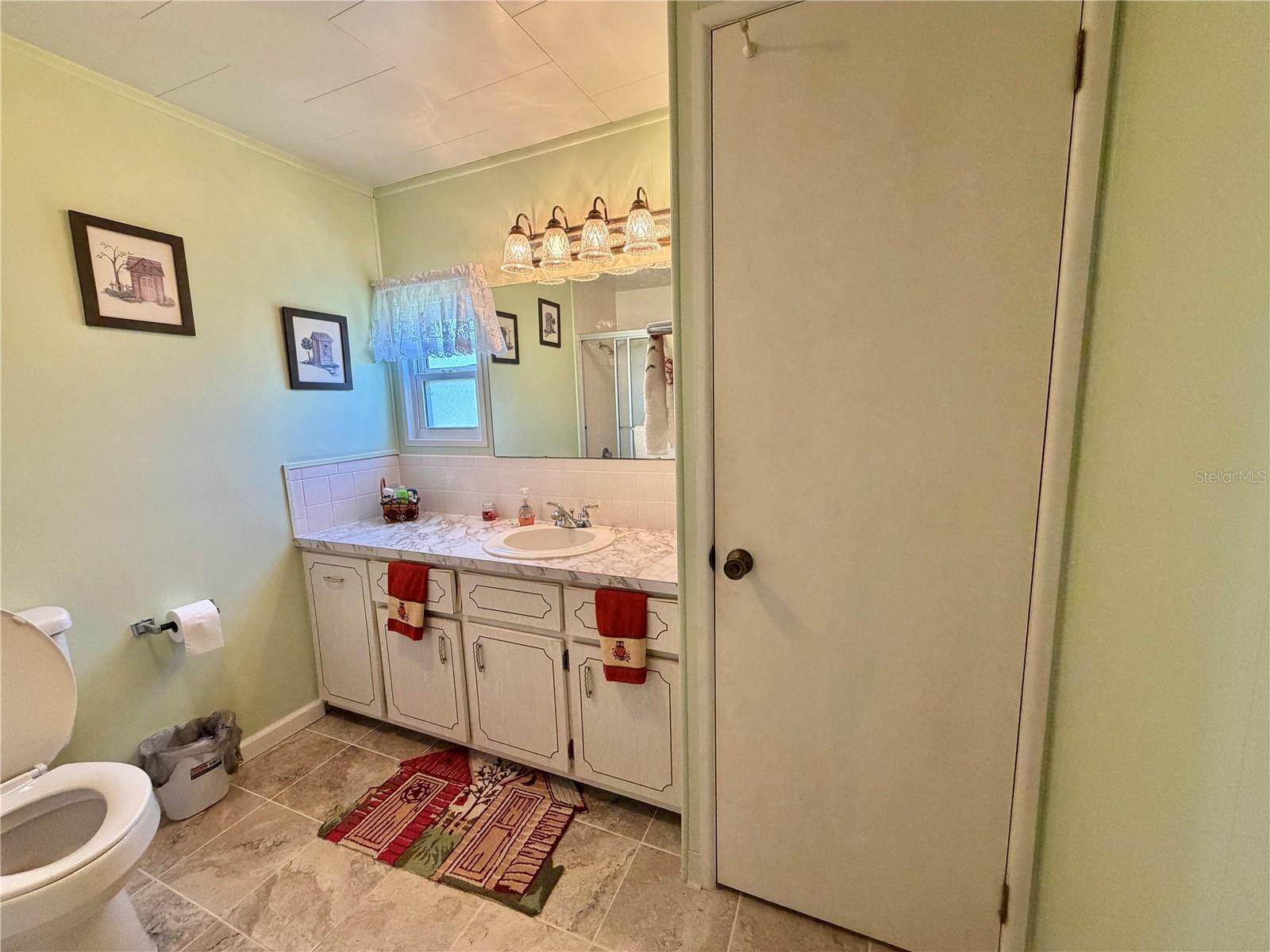 HAWTHORNE RESIDENTS COOPERATIV - Residential