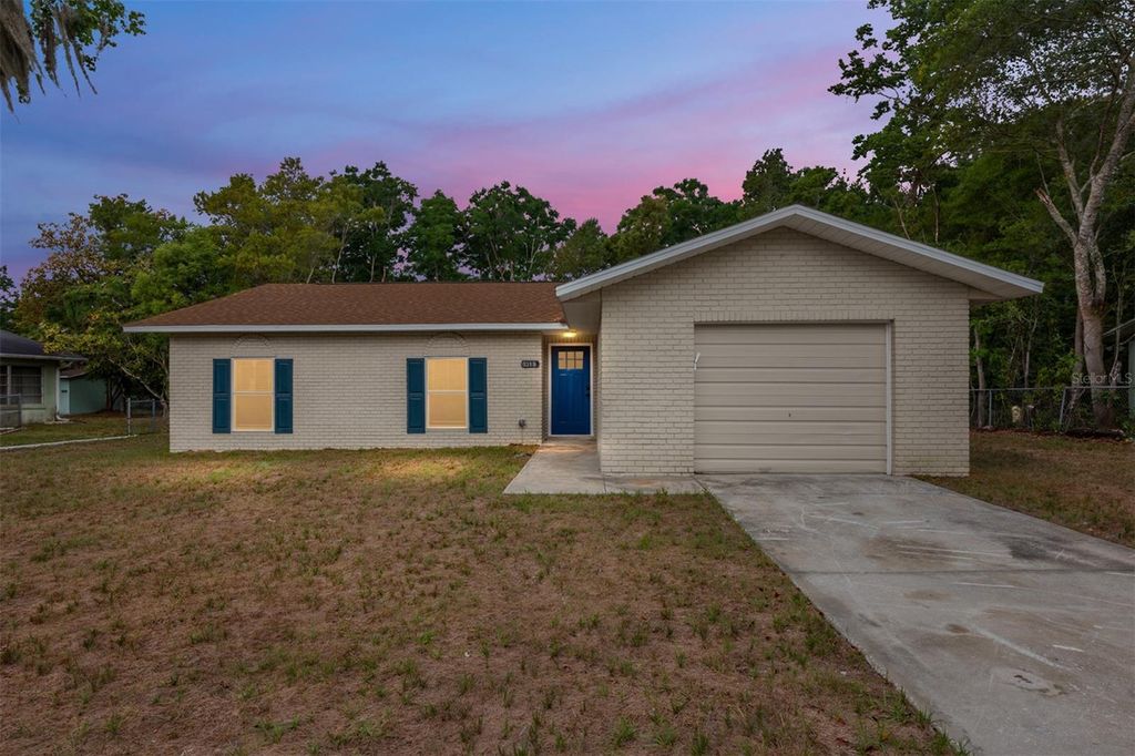 Photo of 9318 SE Maricamp Road, Ocala, FL 34472 (MLS # OM724033)