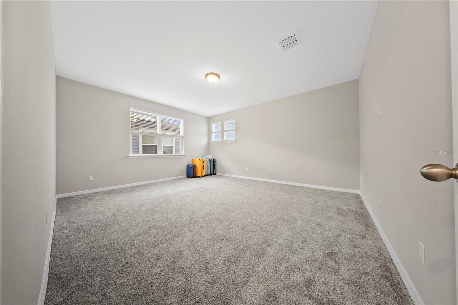 SILVERLEAF RESERVE/HAMLIN PH 2 - Residential Lease