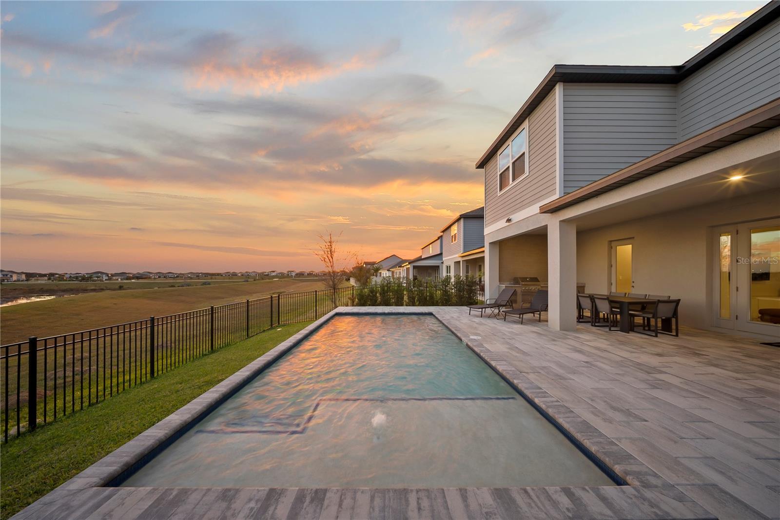 SILVERLEAF RESERVE/HAMLIN PH 2 - Residential Lease