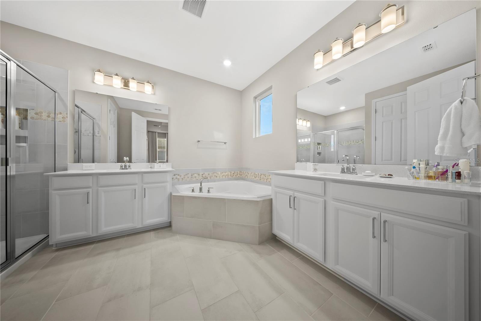 SILVERLEAF RESERVE/HAMLIN PH 2 - Residential Lease