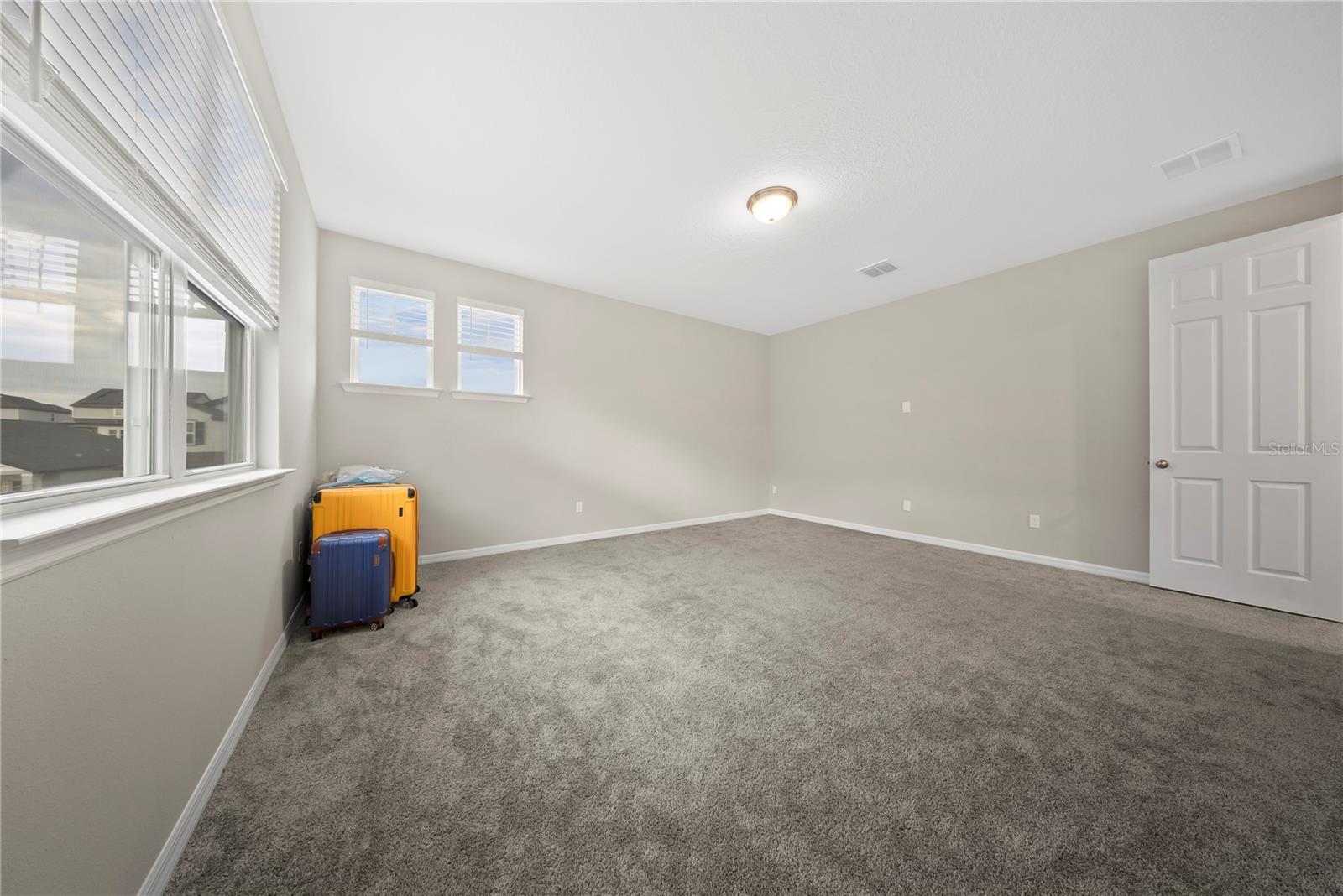 SILVERLEAF RESERVE/HAMLIN PH 2 - Residential Lease